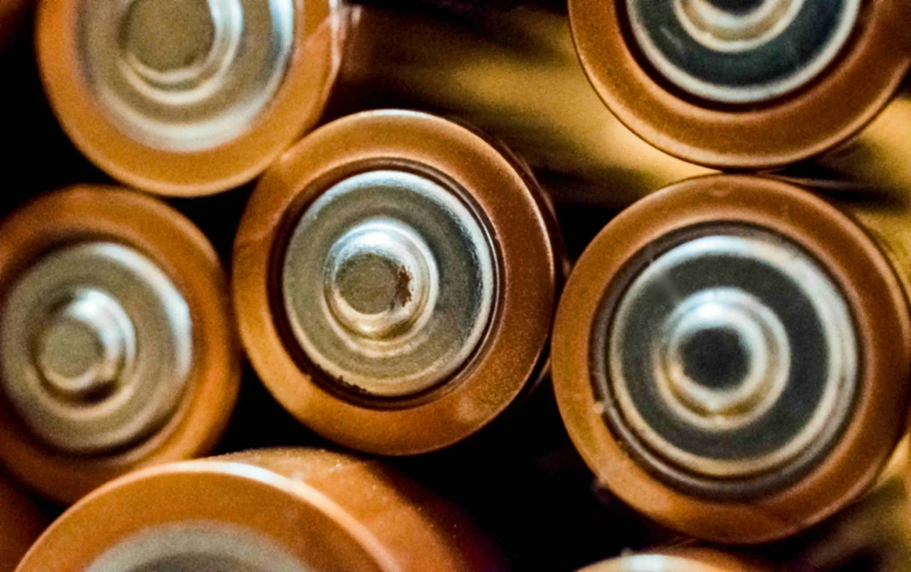 Energy Storage Solution AmpleWorldwide 2024